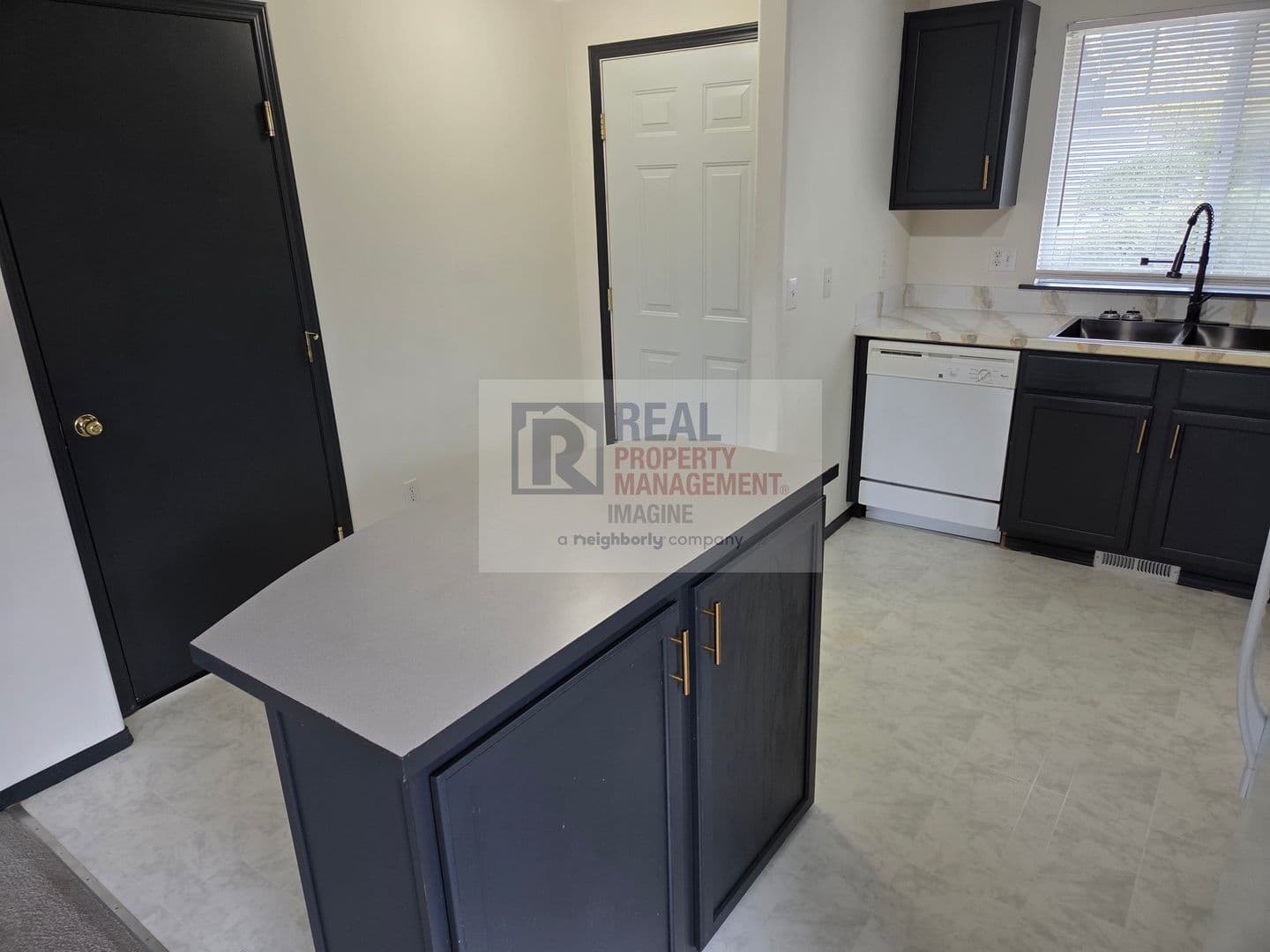 Olympia House: 8540 8th Ct SE