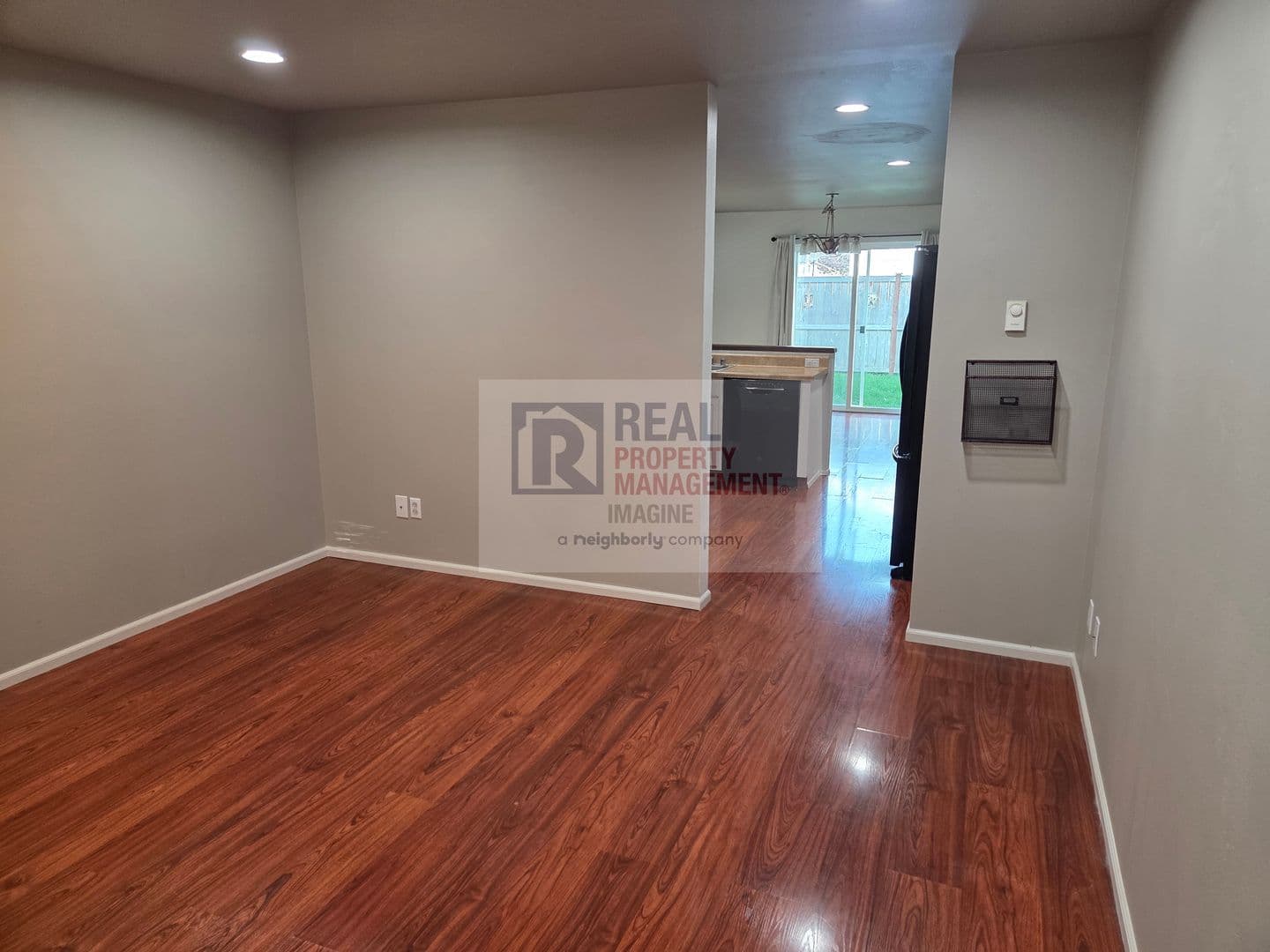Yelm House: 9978 Dragt Street SE