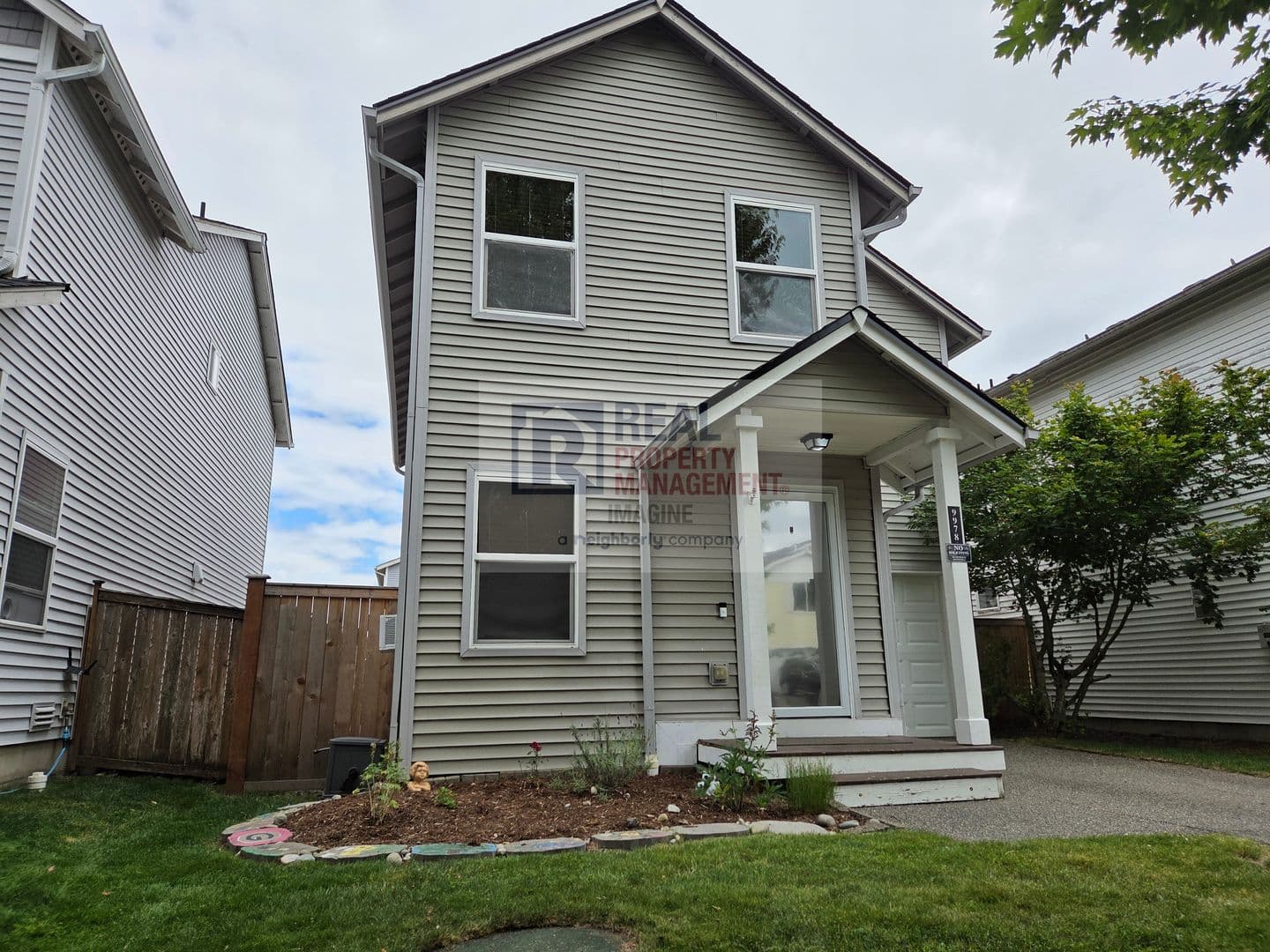 Yelm House: 9978 Dragt Street SE