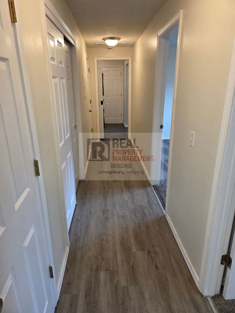 Lacey House: 4419 21st Ct SE