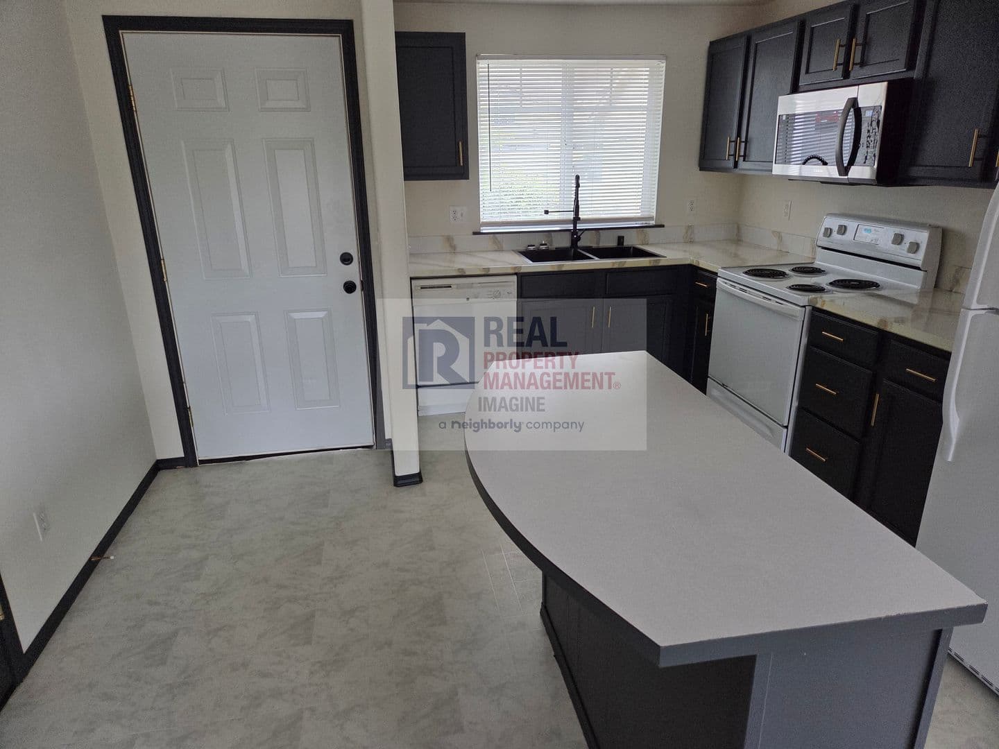 Olympia House: 8540 8th Ct SE