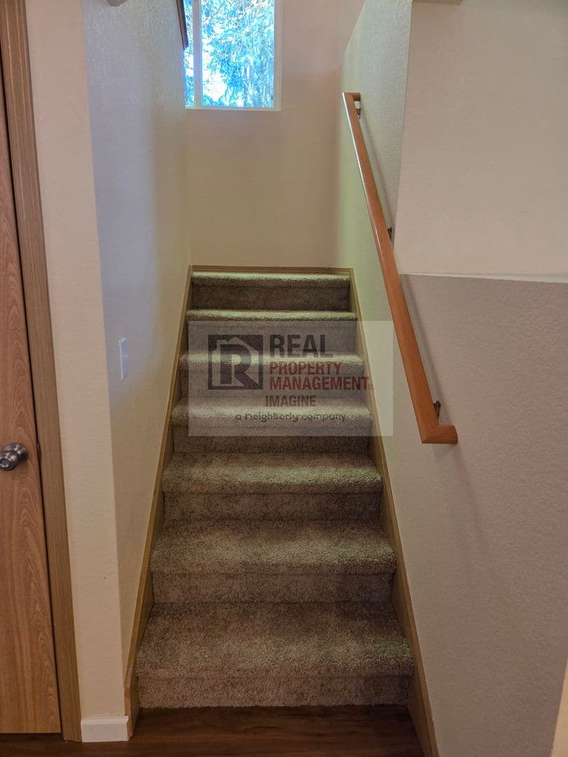 Lacey House: 5206 Ivy Hill Ln SE