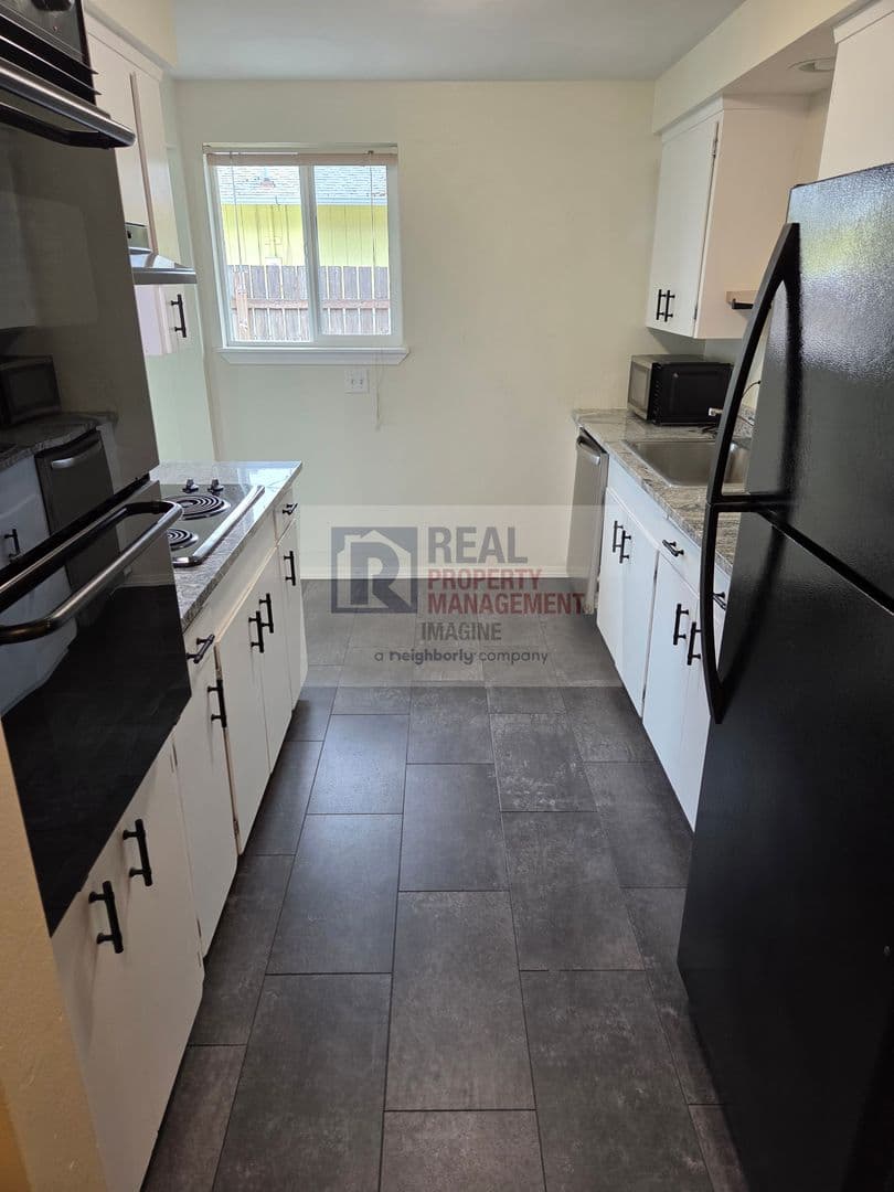 Lacey House: 4419 21st Ct SE