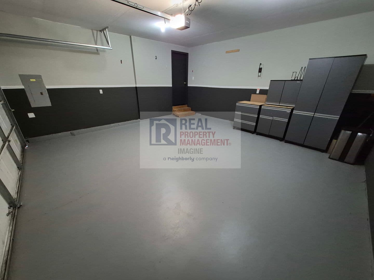 Olympia House: 8540 8th Ct SE