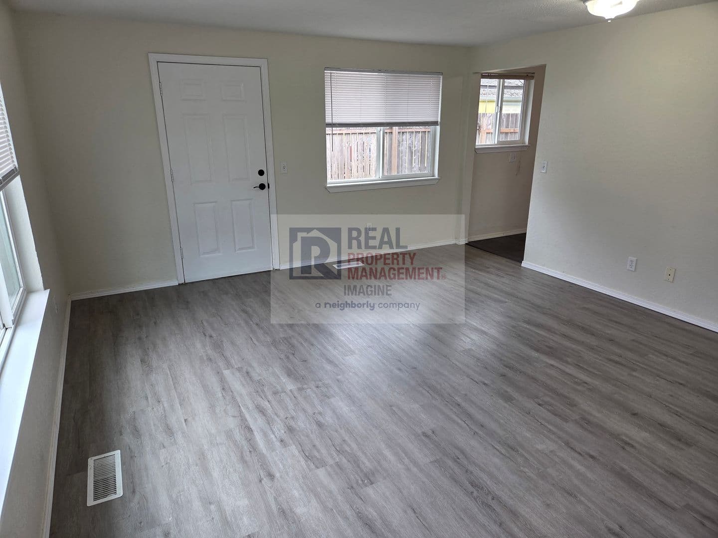 Lacey House: 4419 21st Ct SE