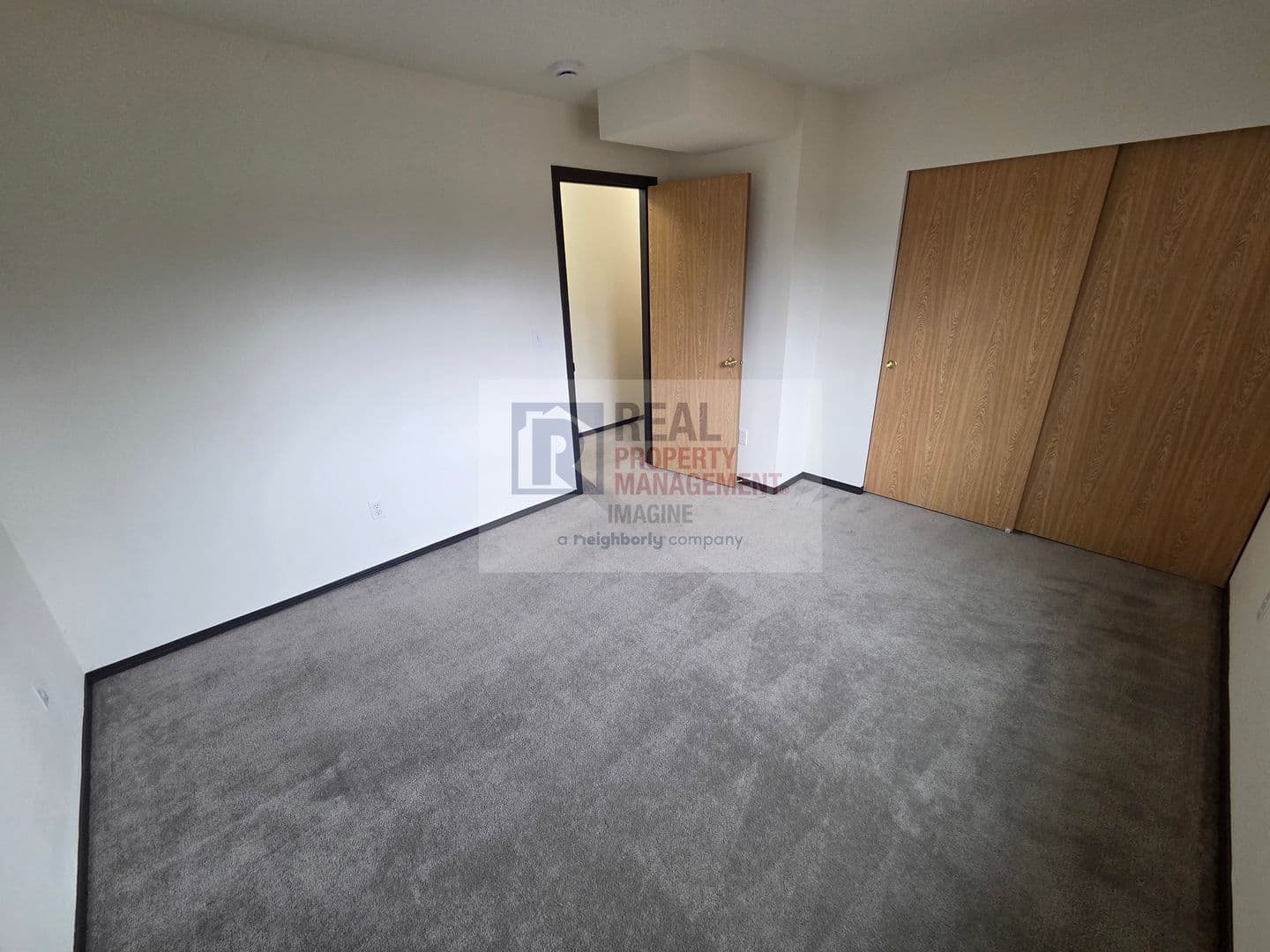 Olympia House: 8540 8th Ct SE