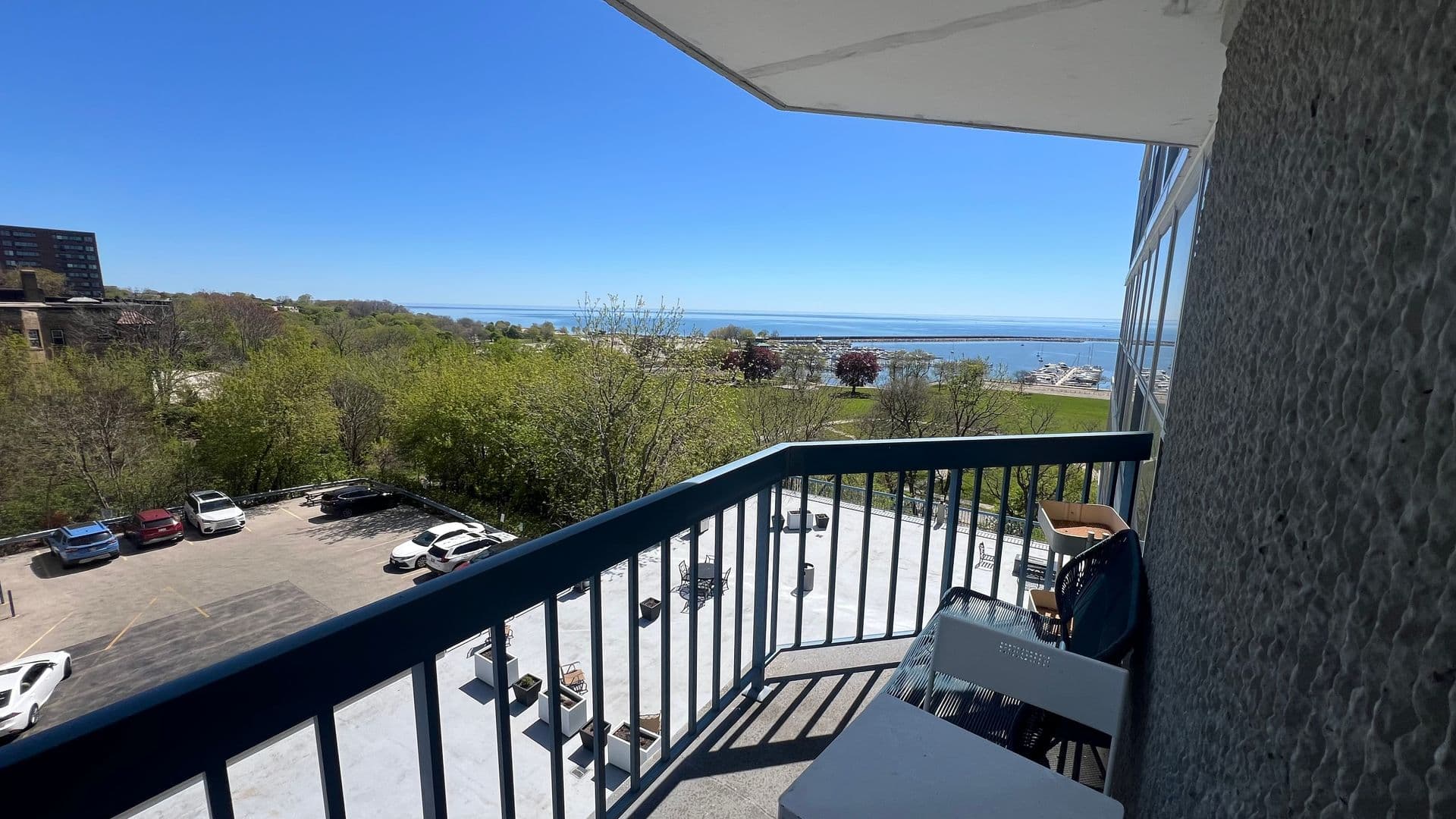 Milwaukee Condo: 1660 N PROSPECT AV
