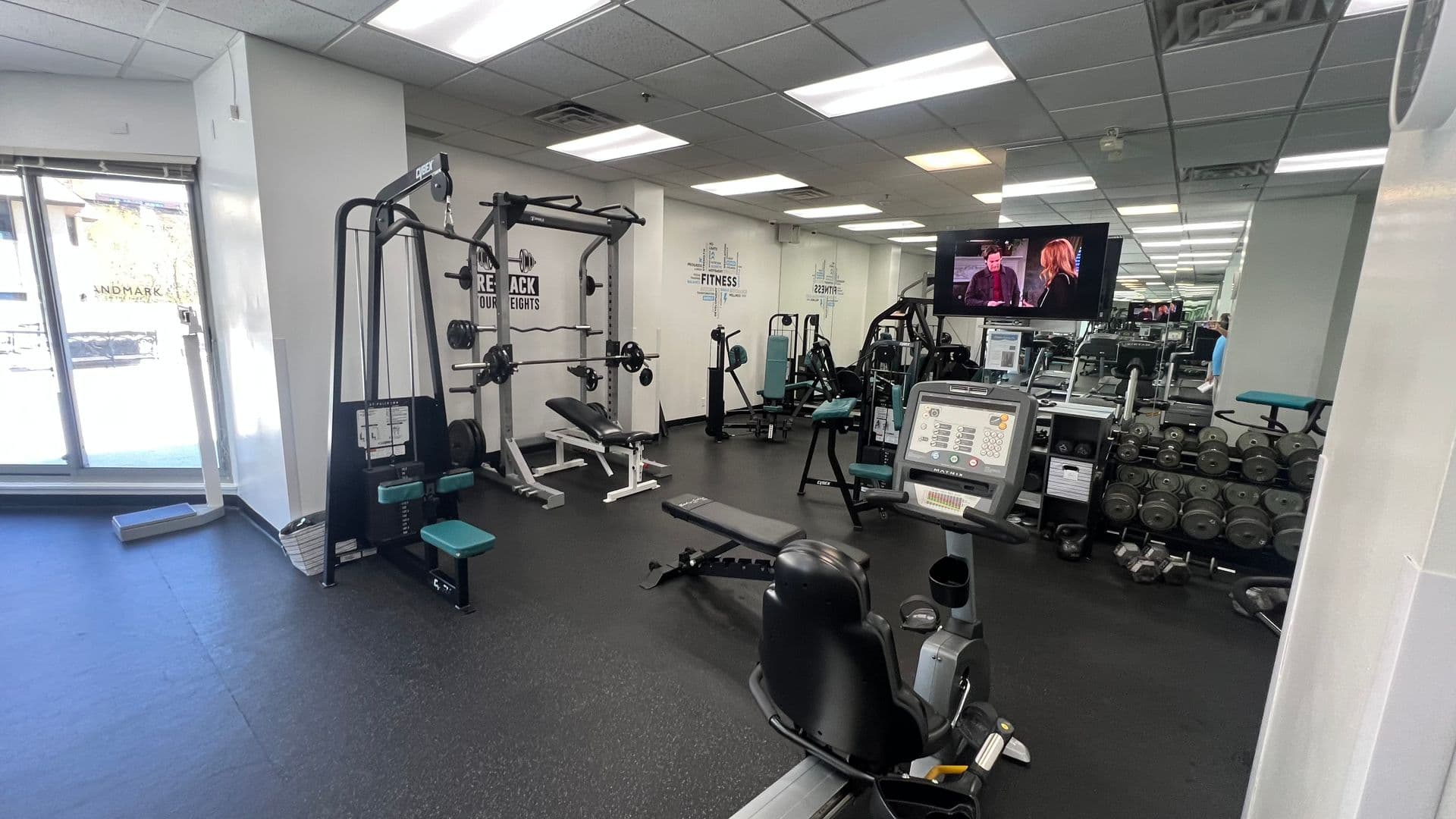 Milwaukee Condo: 1660 N PROSPECT AV