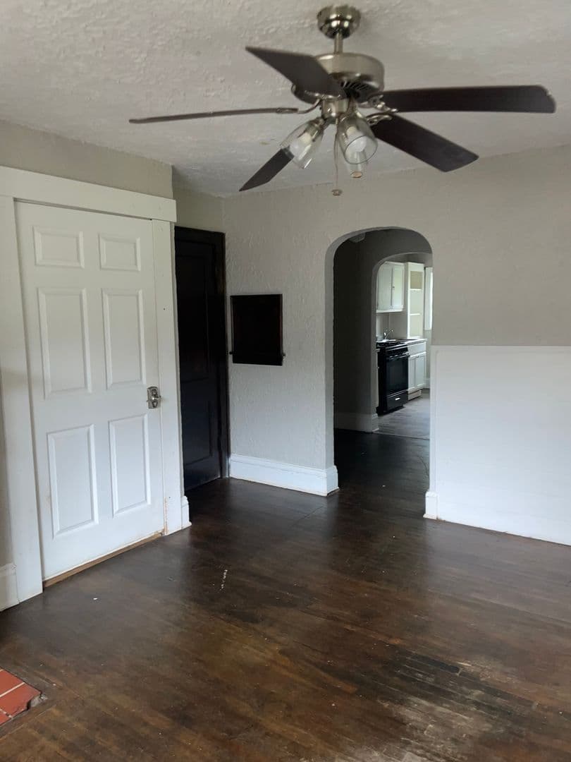 Charleston Apartment: 529 Nancy Street