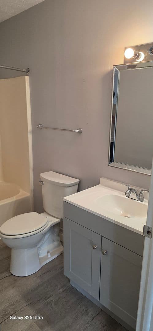 Craigsville Apartment: 49 Woodson Court
