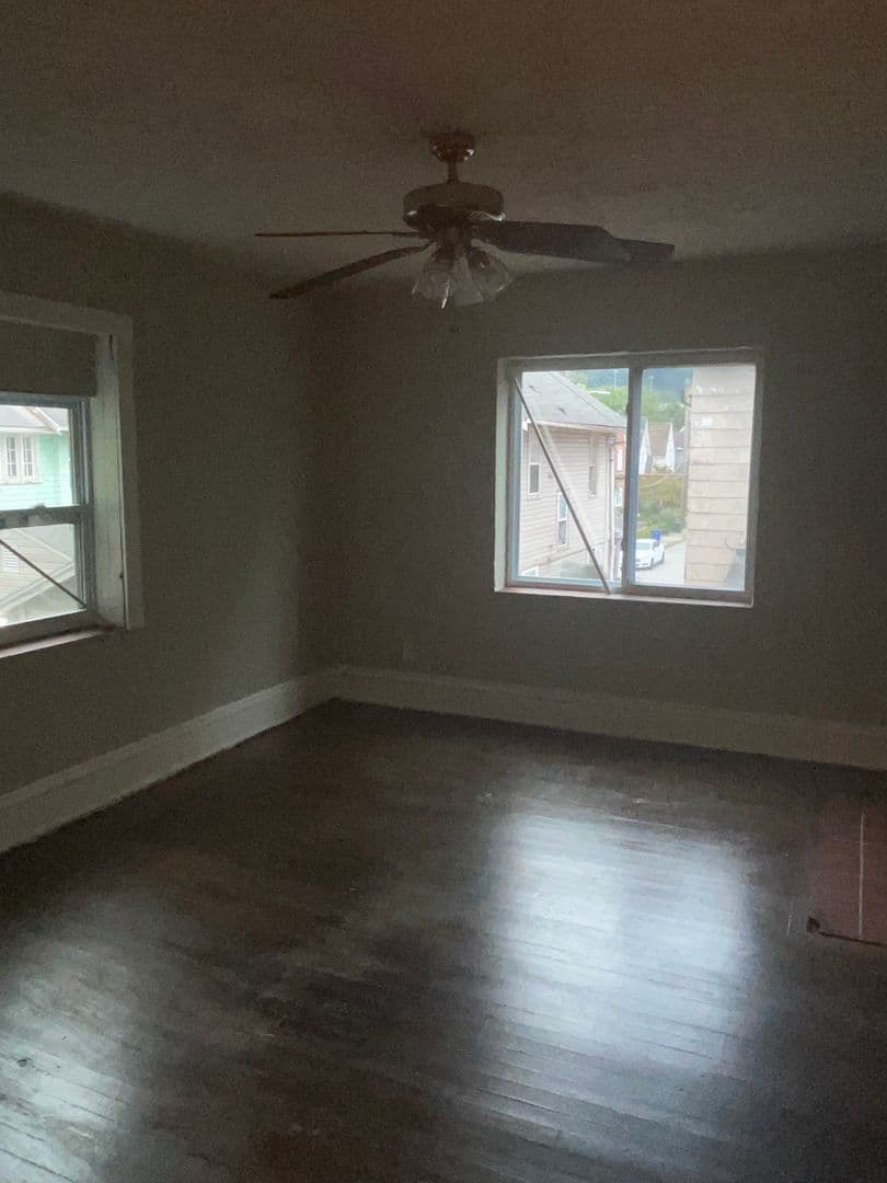 Charleston Apartment: 529 Nancy Street