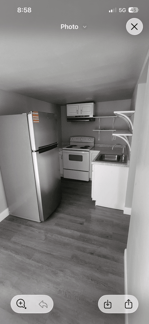 Huntington Apartment: 2483 3rd Avenue