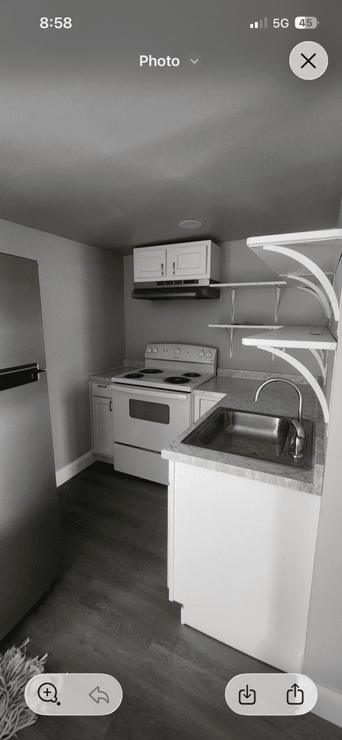 Huntington Apartment: 2483 3rd Avenue