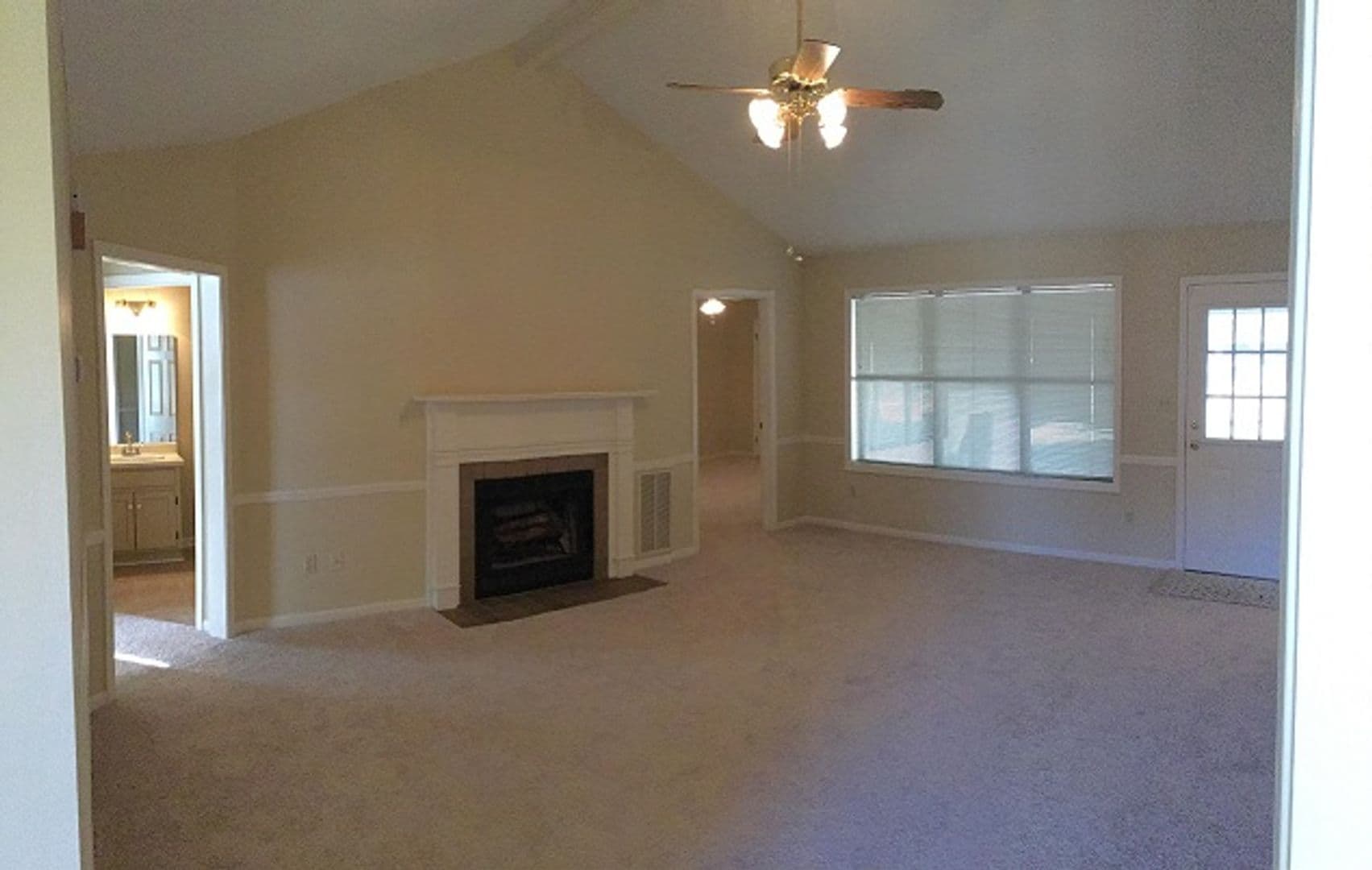 Tuscaloosa House: 1068 Vineyards Drive