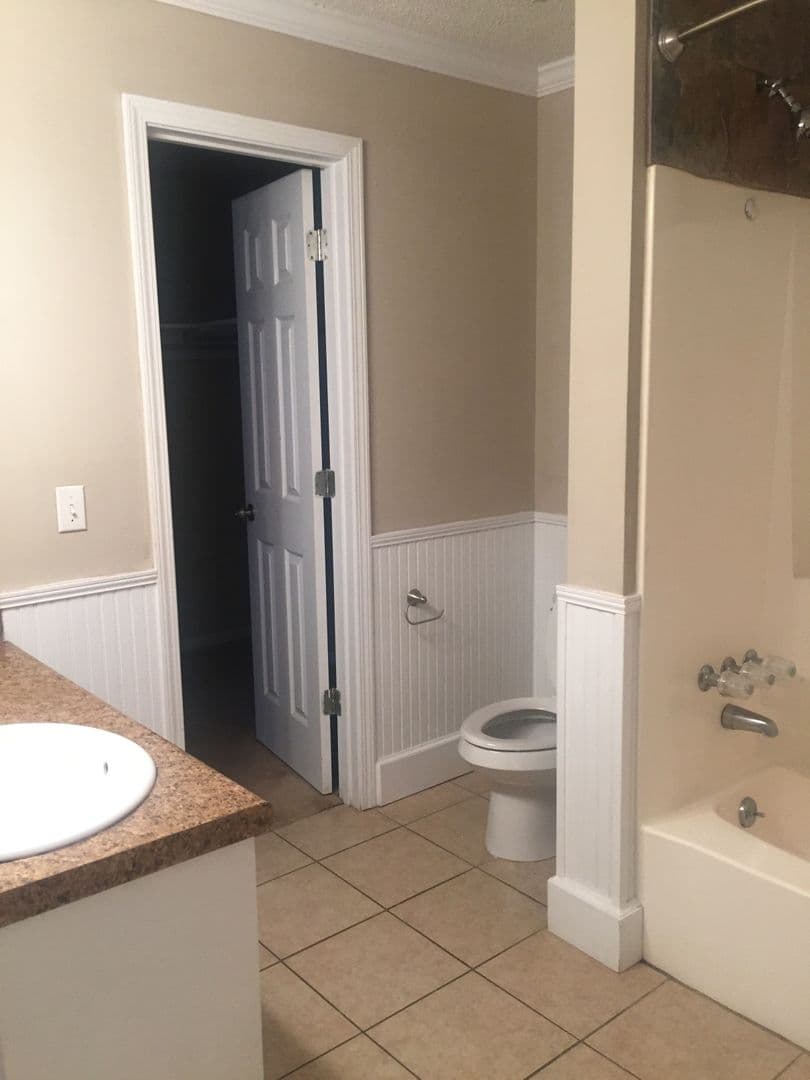 Northport Apartment: 1920 5th Street