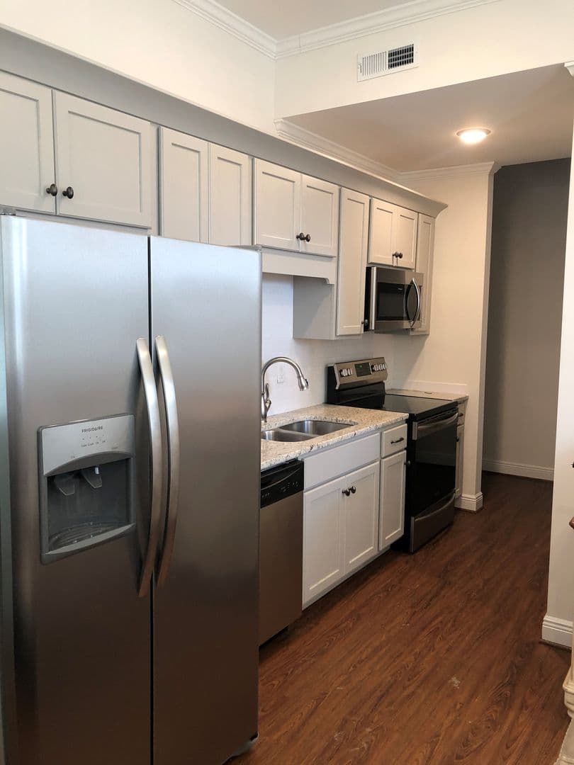 Tuscaloosa Apartment: 1570 4th Avenue East