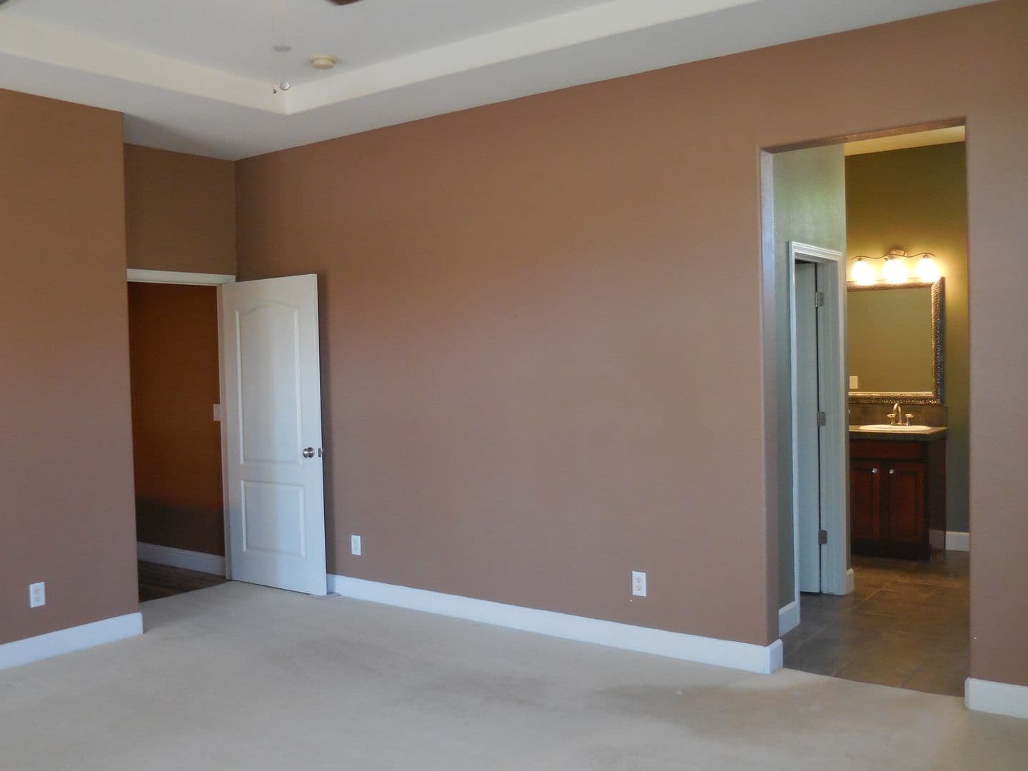 Woodland House: Salling - 2775 Garrett Place