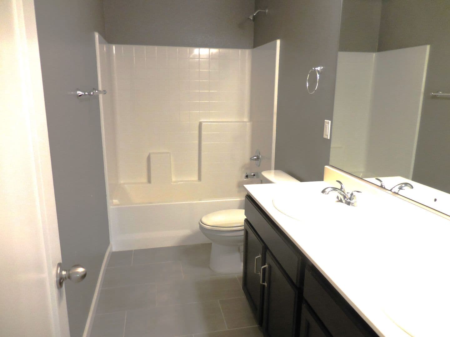 Vacaville House: 519 Bailyann Place
