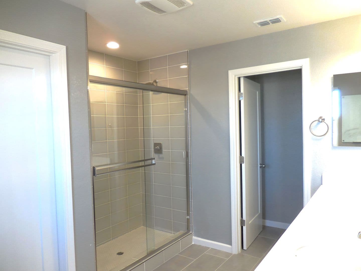 Vacaville House: 519 Bailyann Place