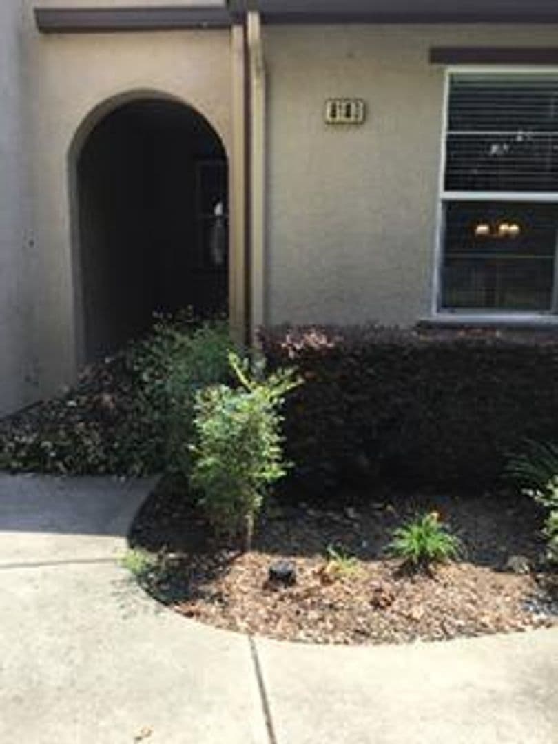 Elk Grove House: 8180 Crystal Walk Circle