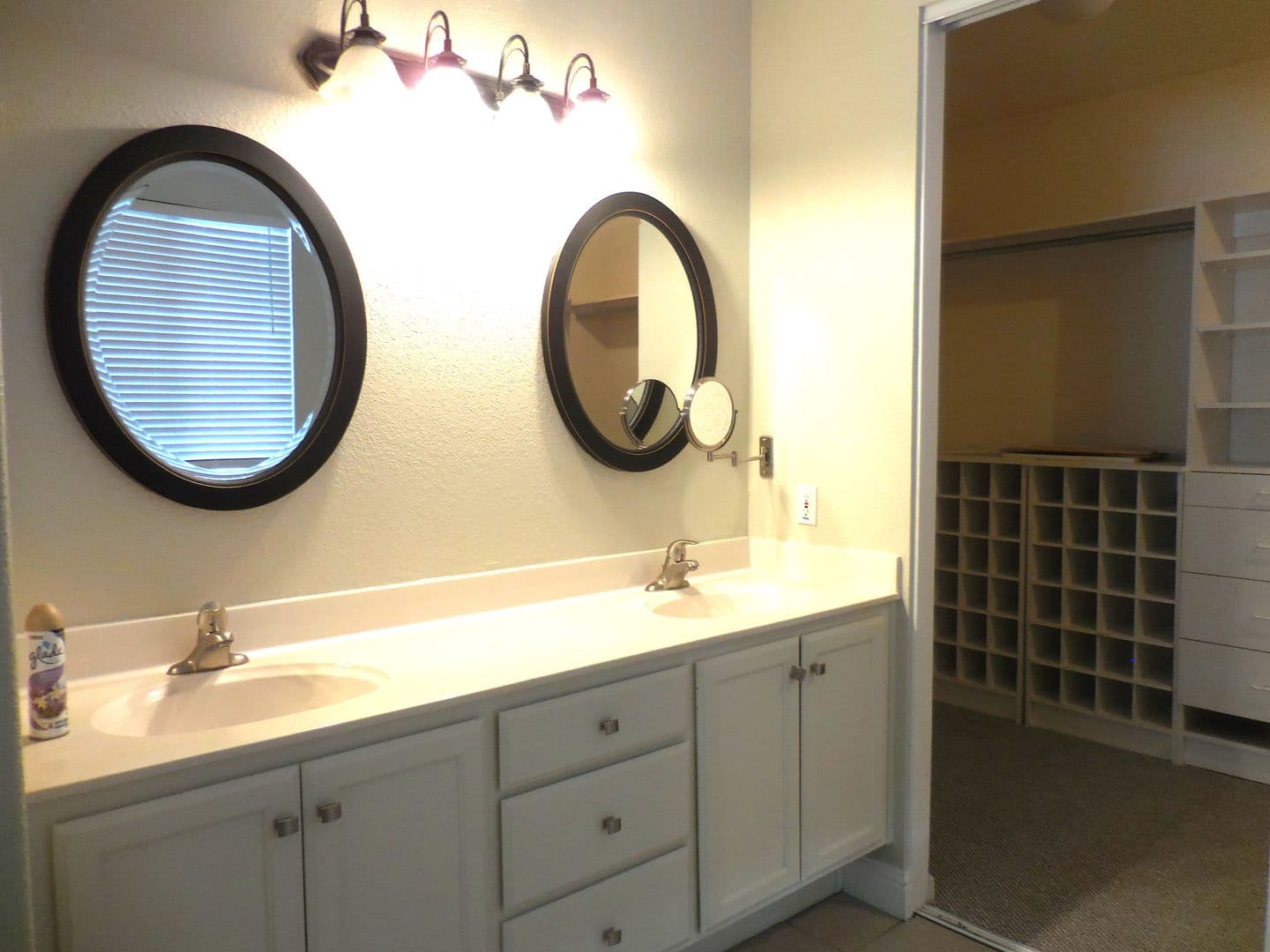 Vacaville House: 1079 Stillspring Drive