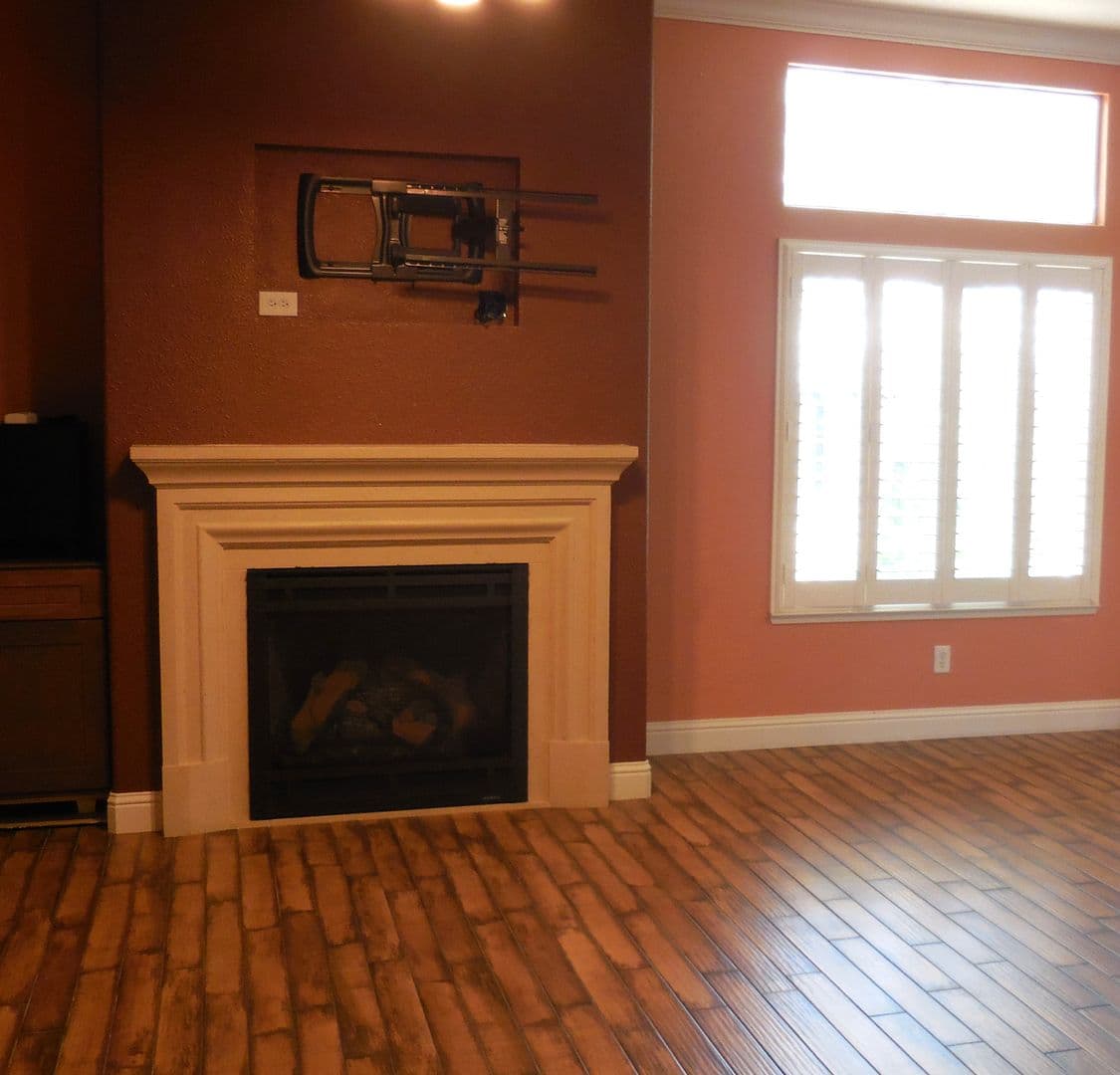 Woodland House: Salling - 2775 Garrett Place