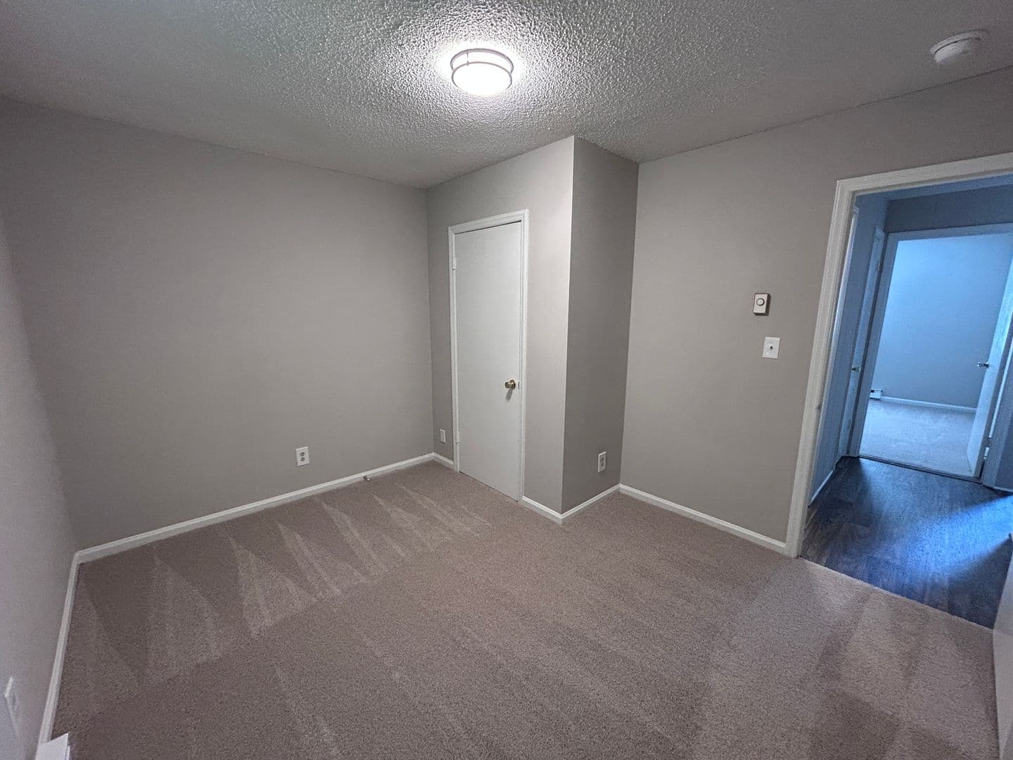 Thomasville Apartment: 115 Cox Avenue