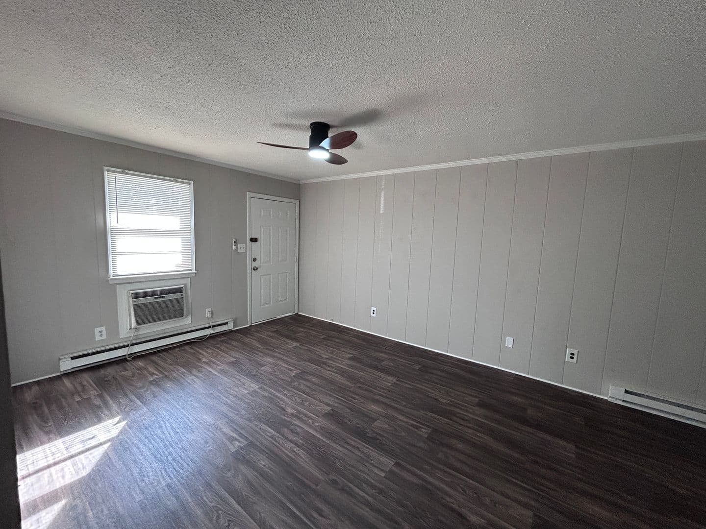 Thomasville Apartment: 115 Cox Avenue
