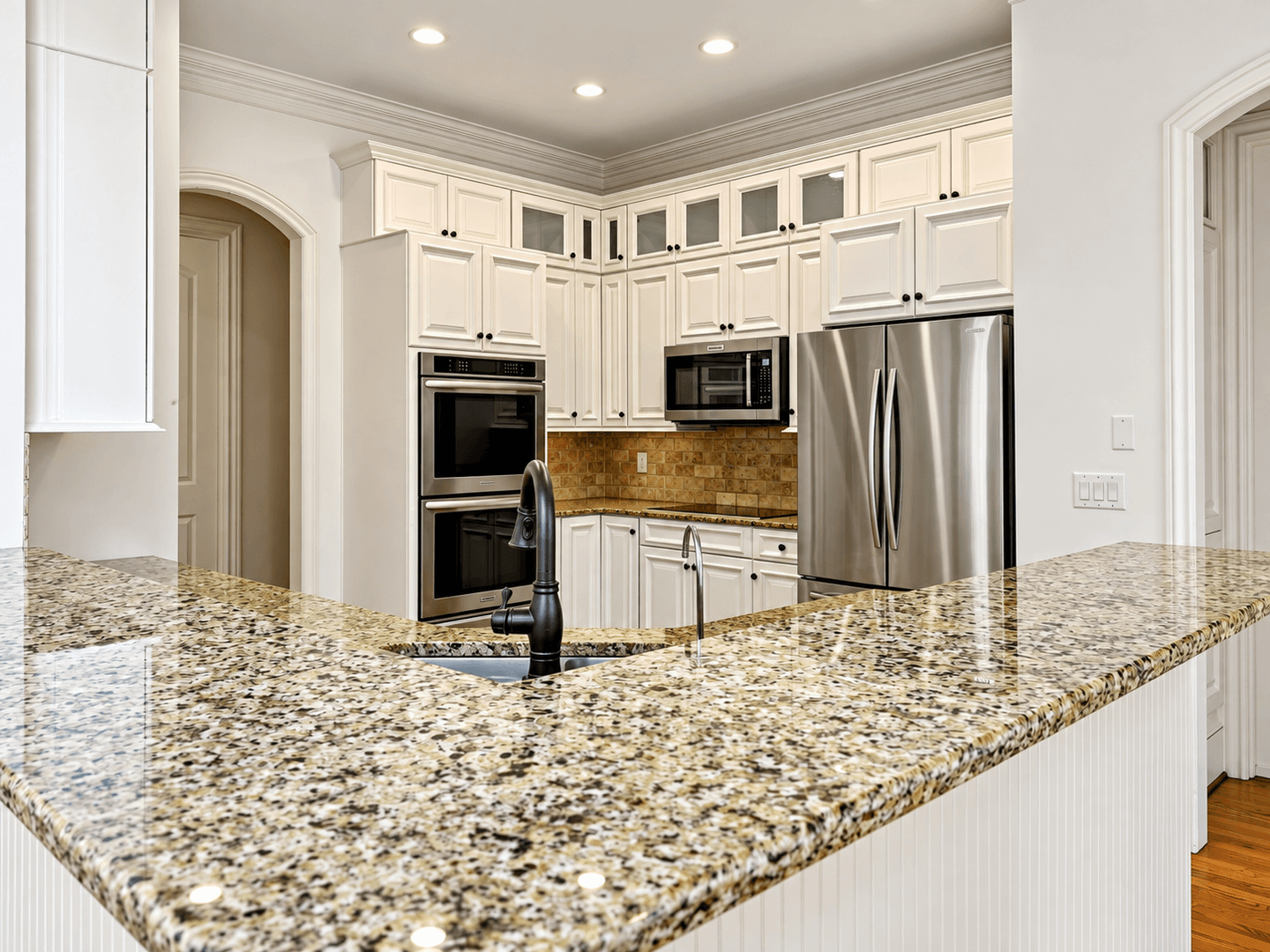 Summerfield House: 7517 Henson Forest Drive