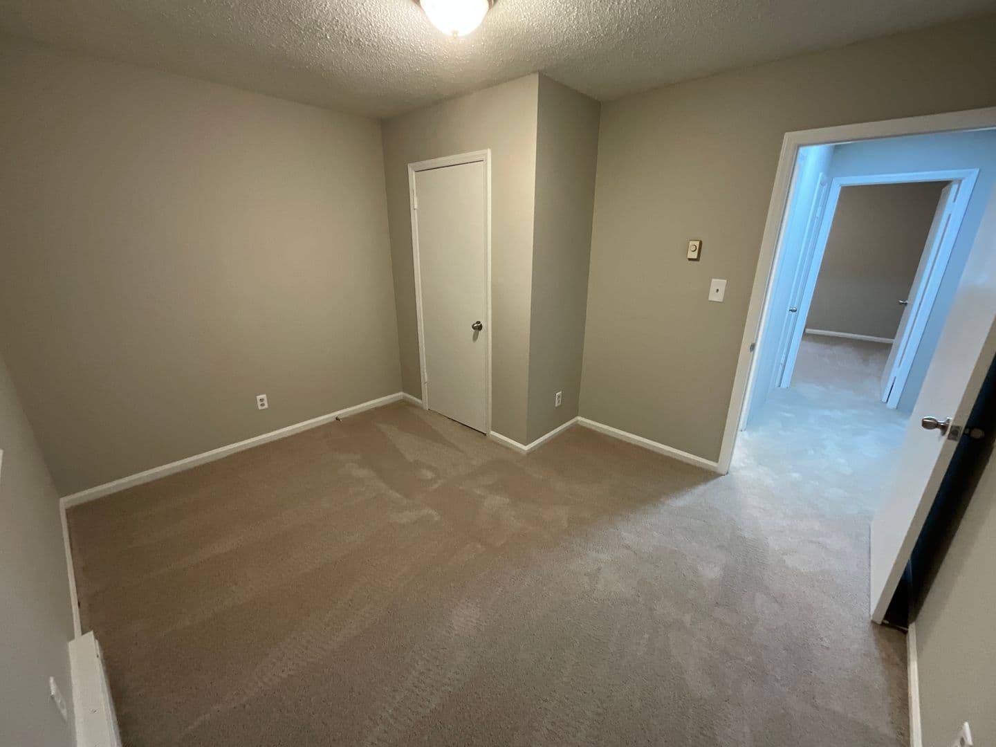 Thomasville Apartment: 115 Cox Avenue