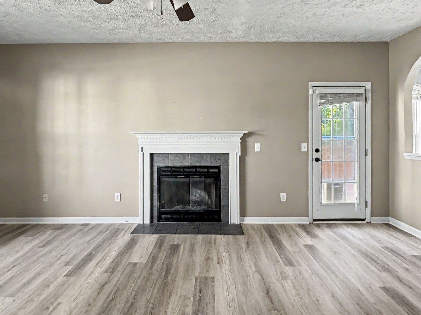 Fayetteville House: 7701 Redwood Avenue