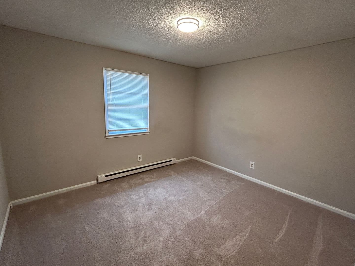 Thomasville Apartment: 115 Cox Avenue