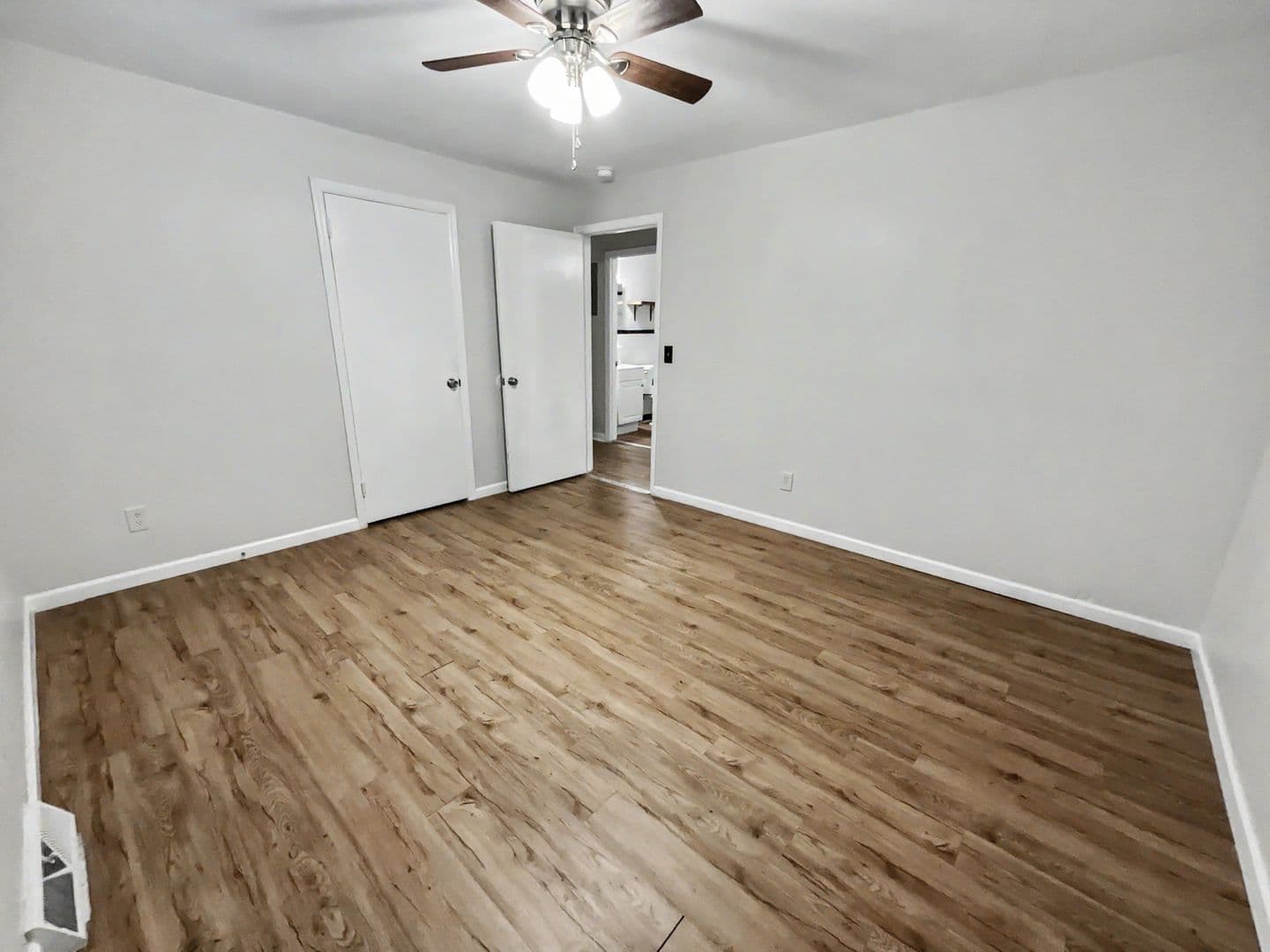 Greensboro Apartment: 1813 Walker Avenue