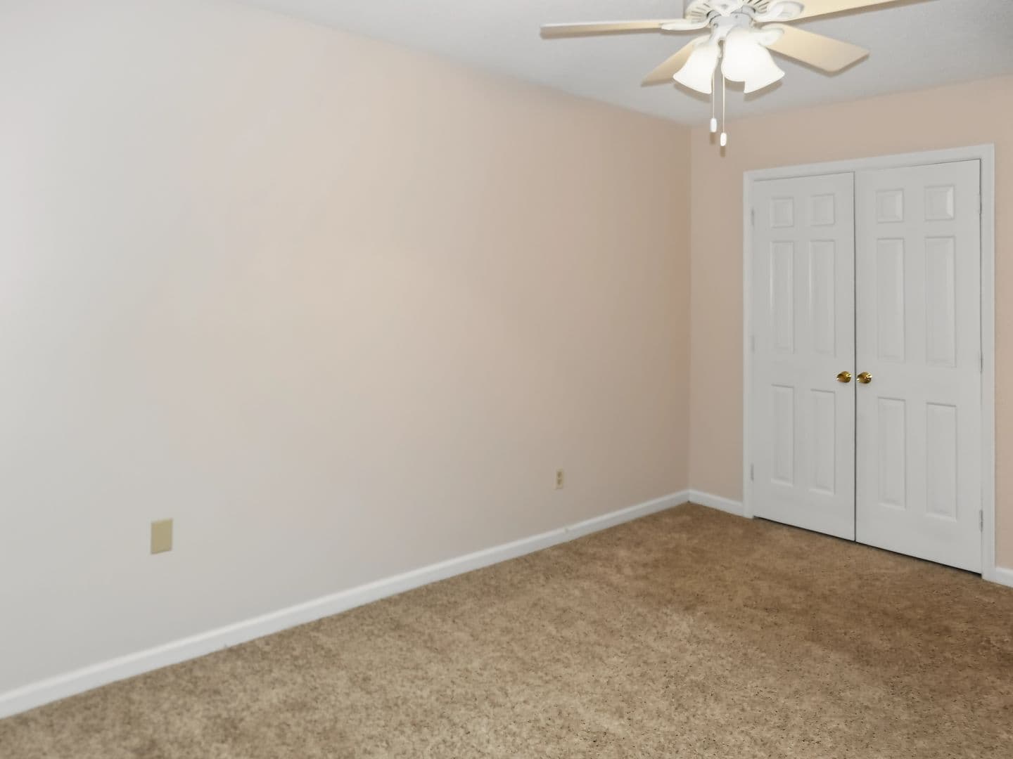 Greensboro Apartment: 4610 Lawndale Drive