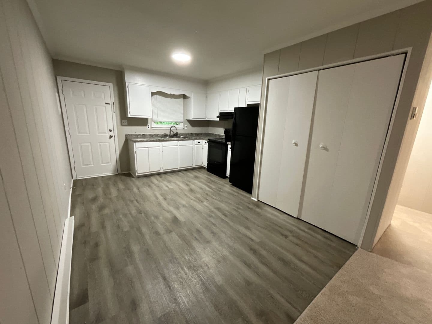 Thomasville Apartment: 115 Cox Avenue