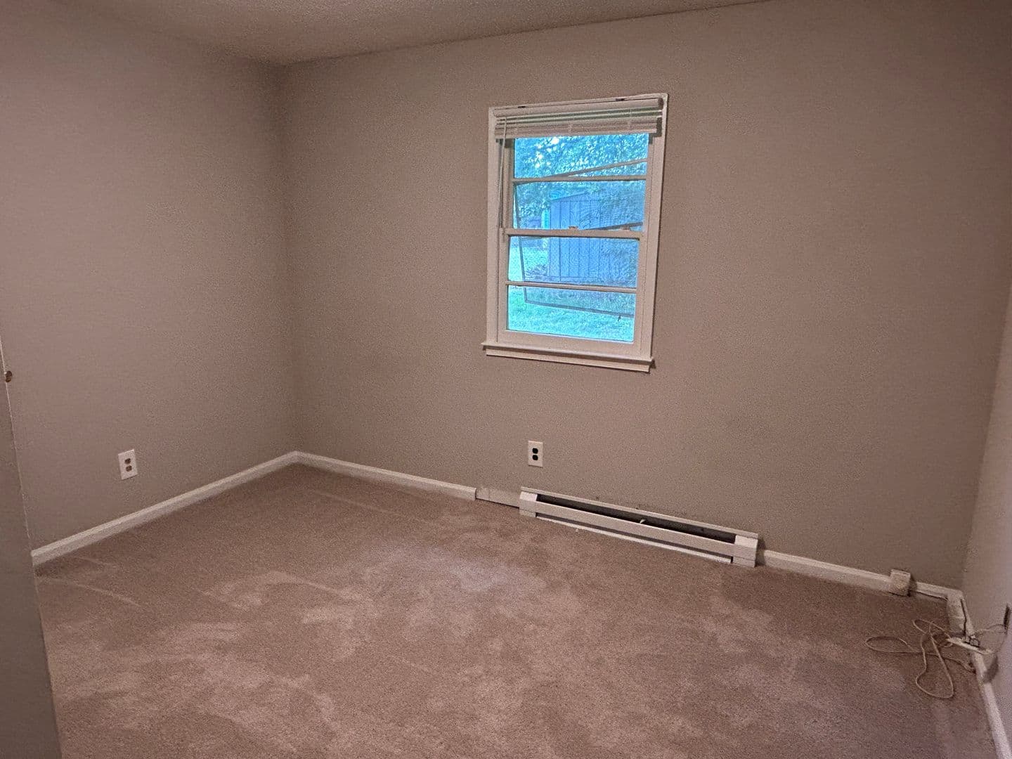 Thomasville Apartment: 115 Cox Avenue