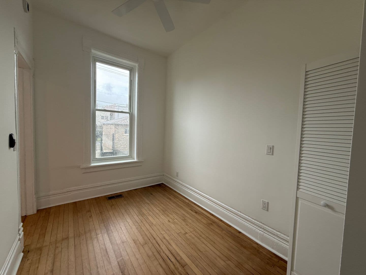 Chicago Apartment: 1634 W 21st Street