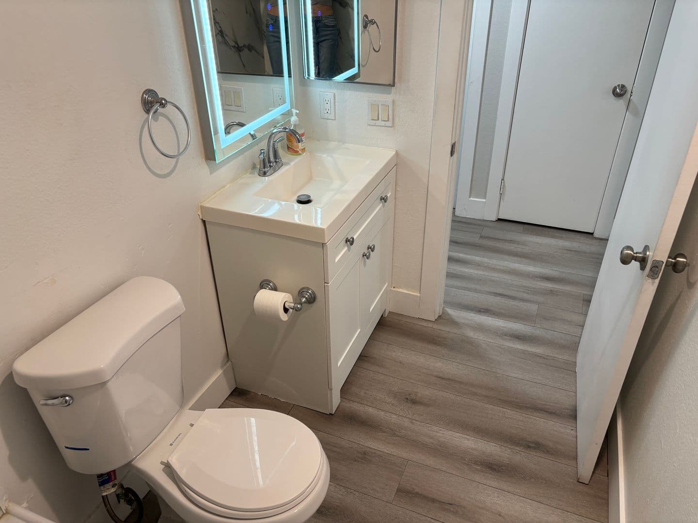 Santa Ana Apartment: 1114 W Santa Ana