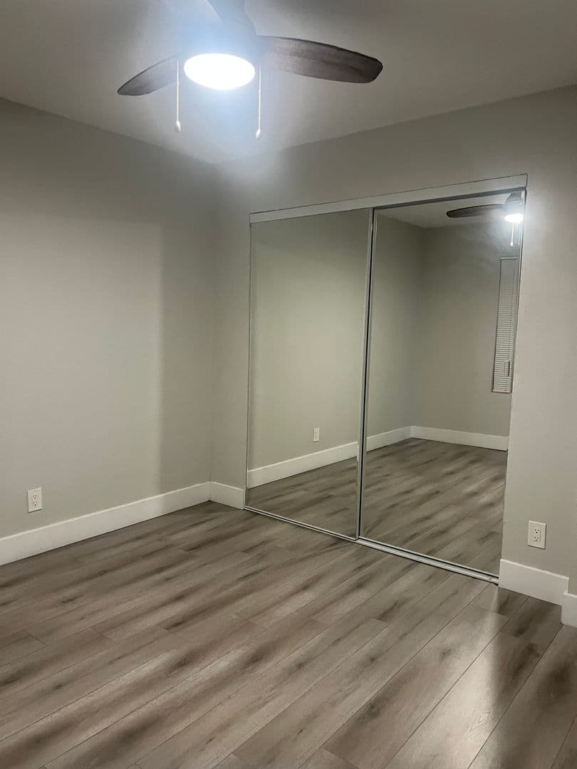 Santa Ana Apartment: 1114 W Santa Ana