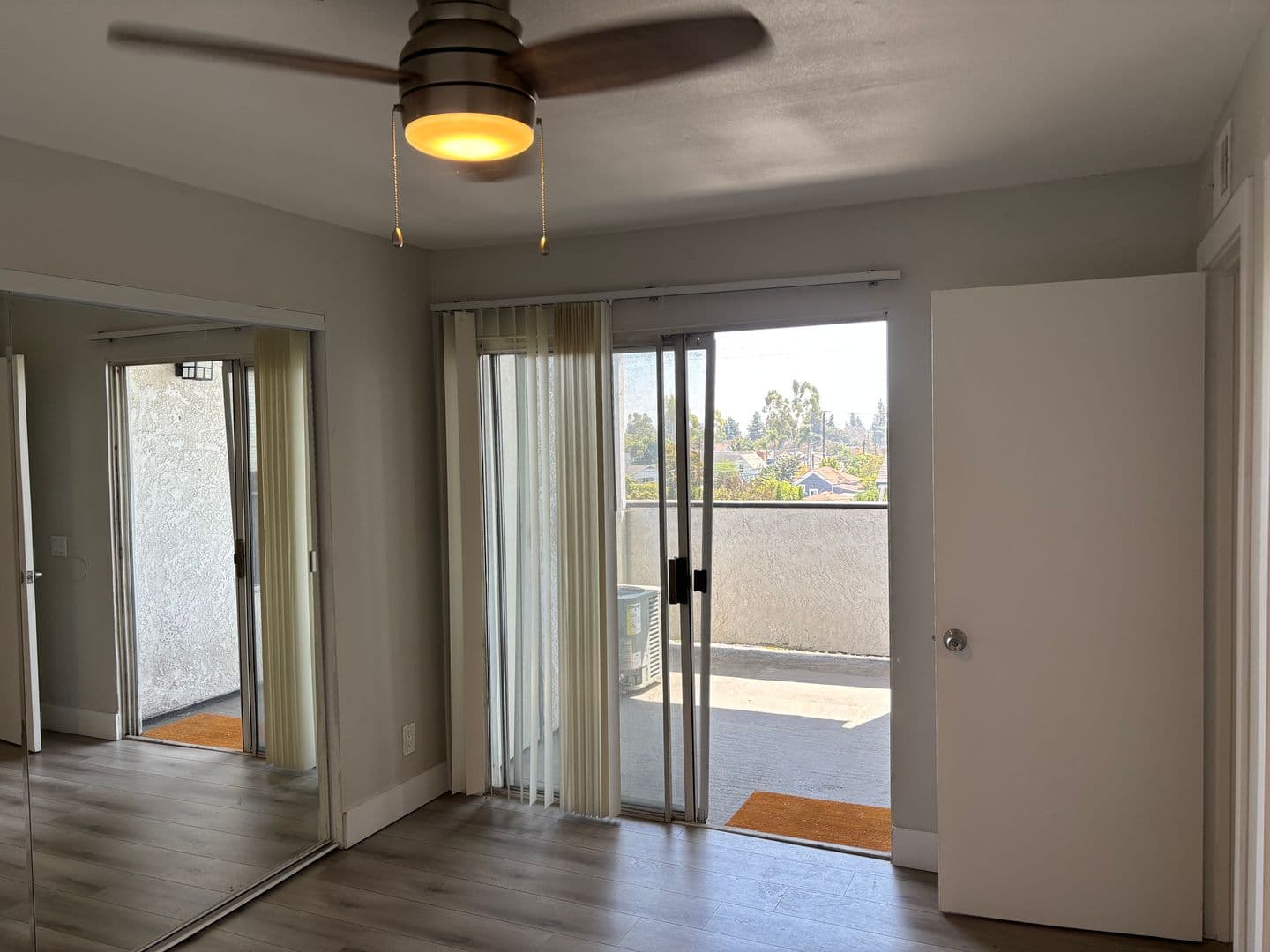 Santa Ana Apartment: 1114 W Santa Ana