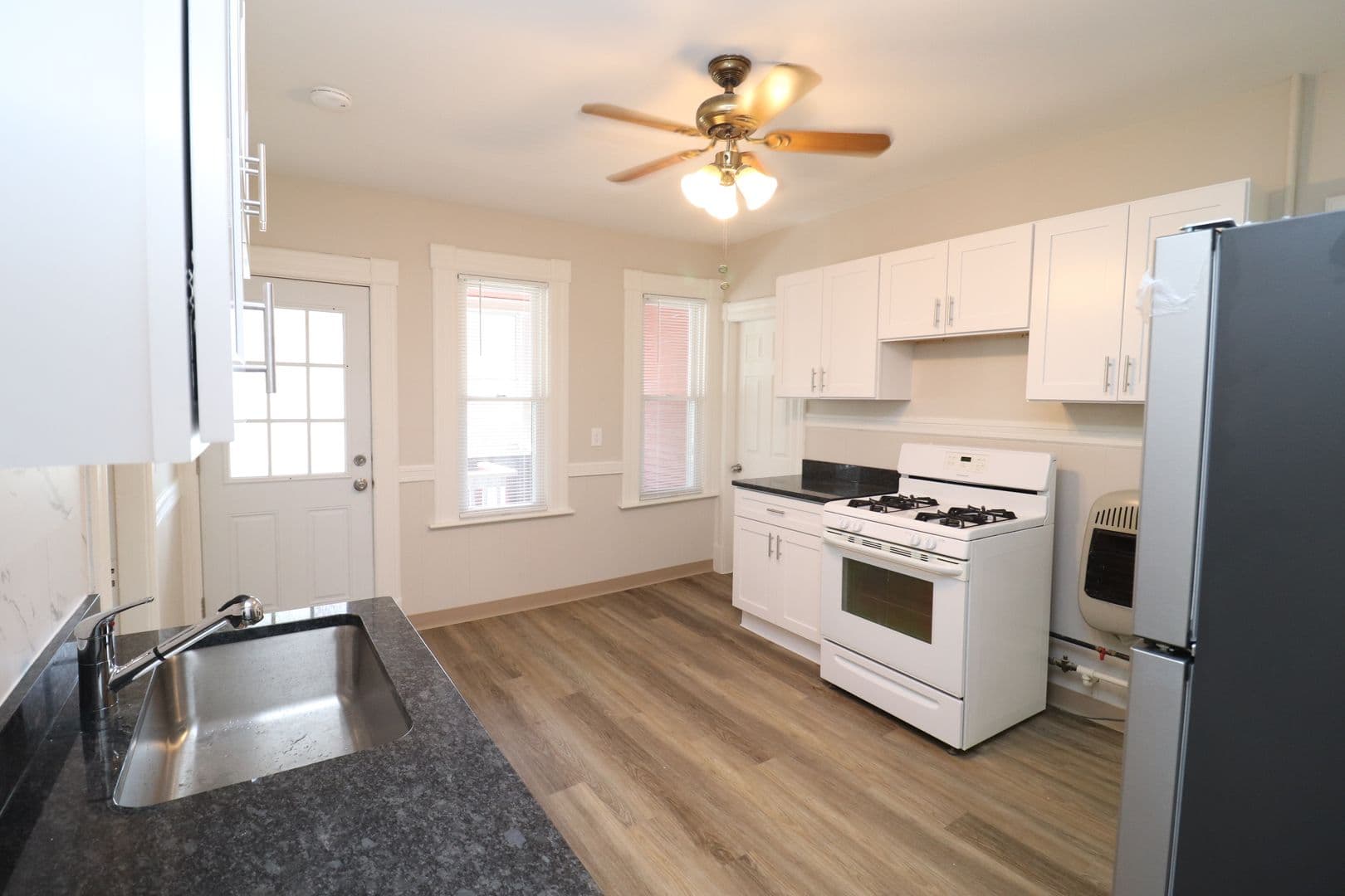Indian Orchard Apartment: 257-259 Main St