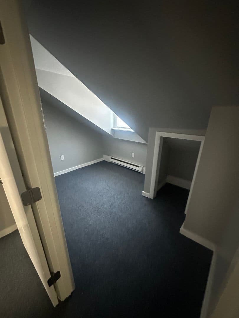 Chicopee Apartment: 2-10 Dwight St