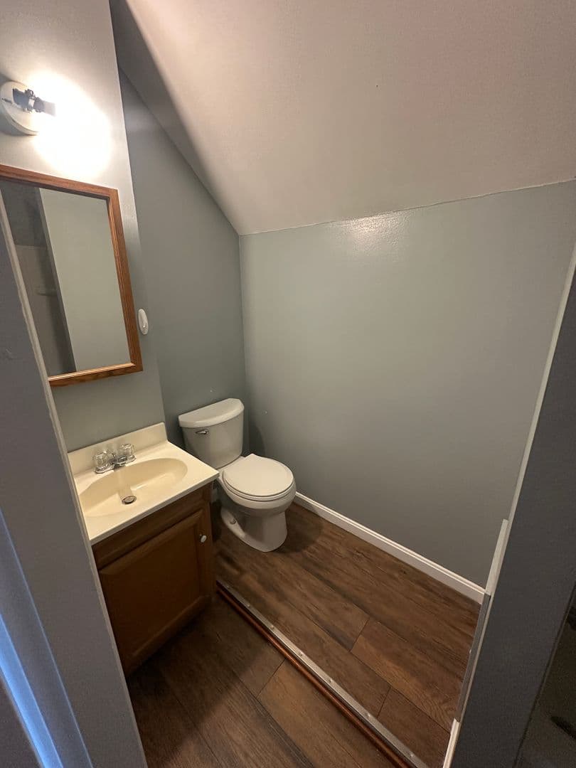Ludlow Apartment: 43 Prospect St