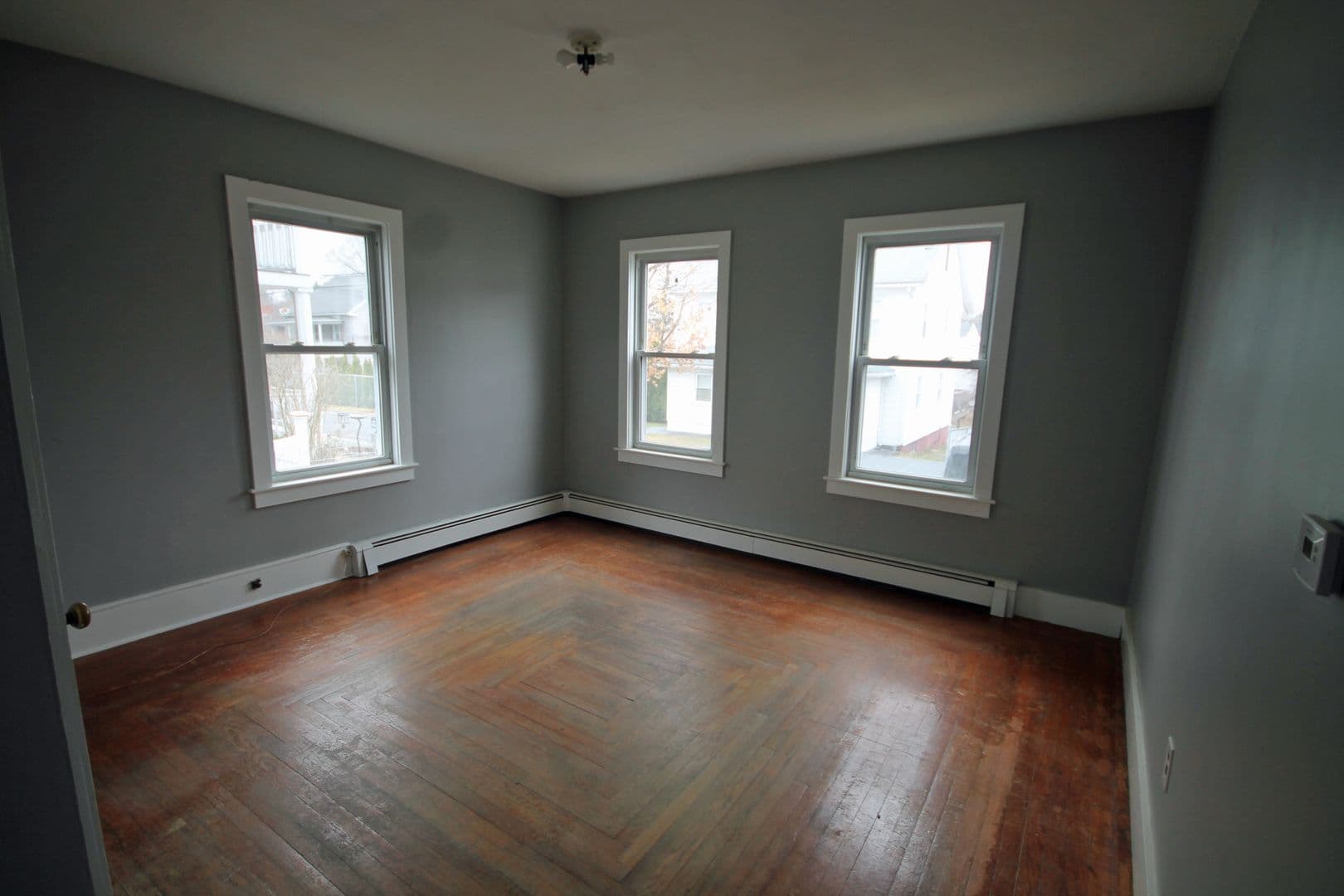 Ware Apartment: 21 - 23 Maple Ave