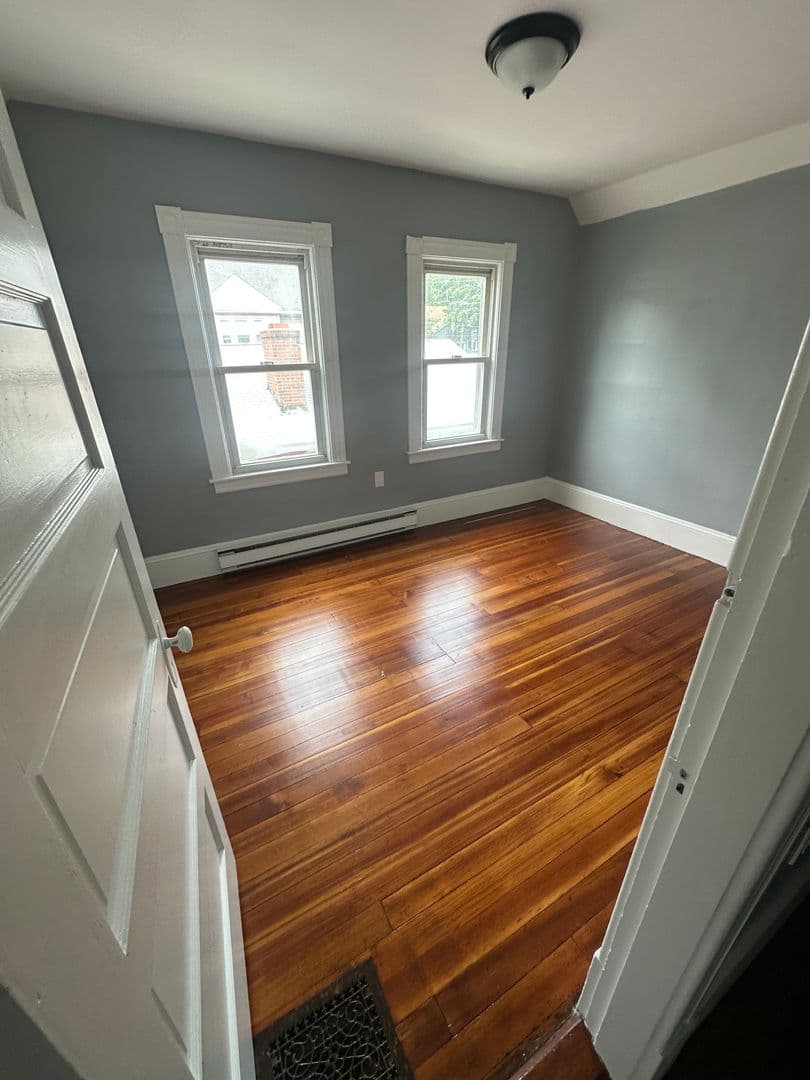 Ludlow Apartment: 43 Prospect St