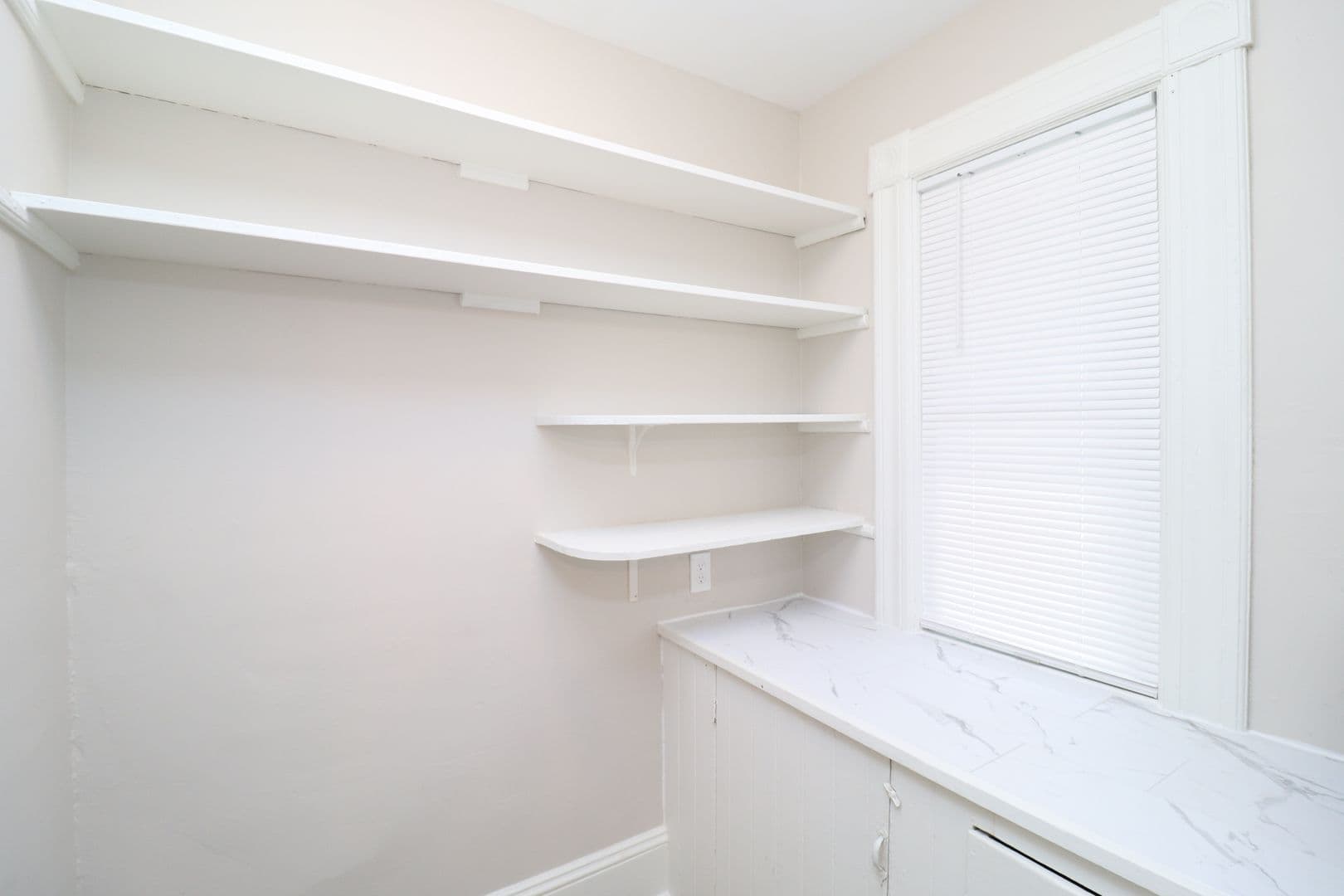 Indian Orchard Apartment: 257-259 Main St