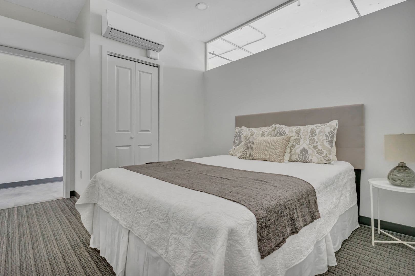 Springfield Apartment: 151 Chestnut St