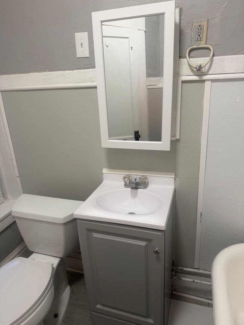 Springfield Apartment: 406-408 Belmont Ave
