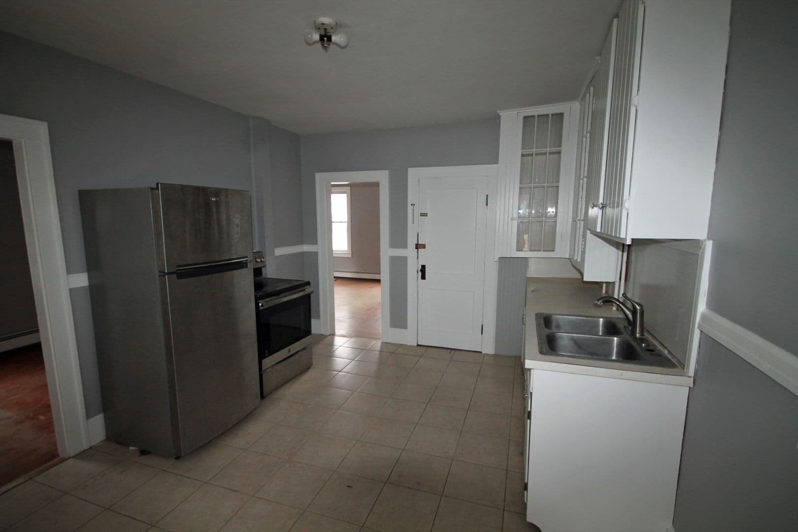 Ware Apartment: 21 - 23 Maple Ave