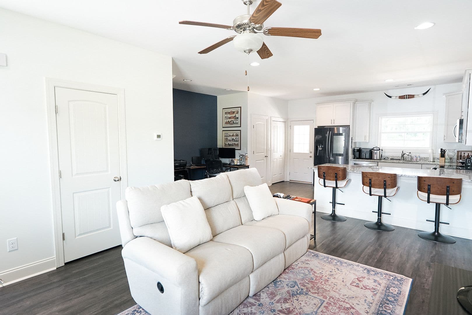 Opelika House: 3855 Academy Dr Unit 104